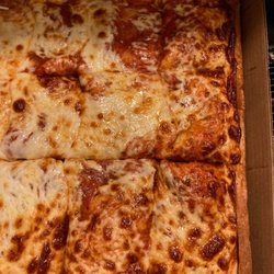 Carbone's Pizzeria