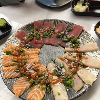 Pakusan Sushi & Grill - Sushi Bars Near Me - Chandler, Arizona