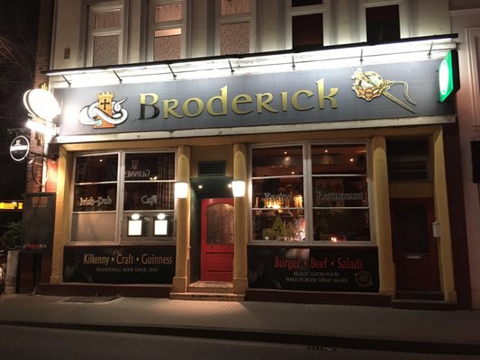Broderick Irish Pub Elmshorn – Bier, Burger, Live-Musik & Events by null