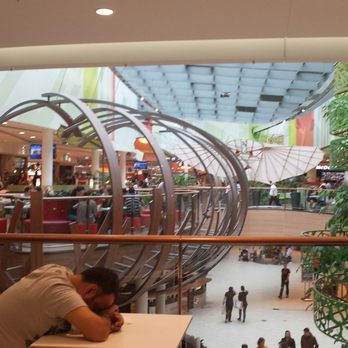 Skyline Plaza - Shopping Centers Near Me - Frankfurt, HE Skyline Plaza - Shopping Centers Near Me - Frankfurt, HE