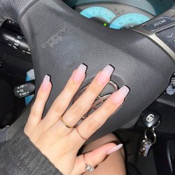 Lovely Nails & Spa