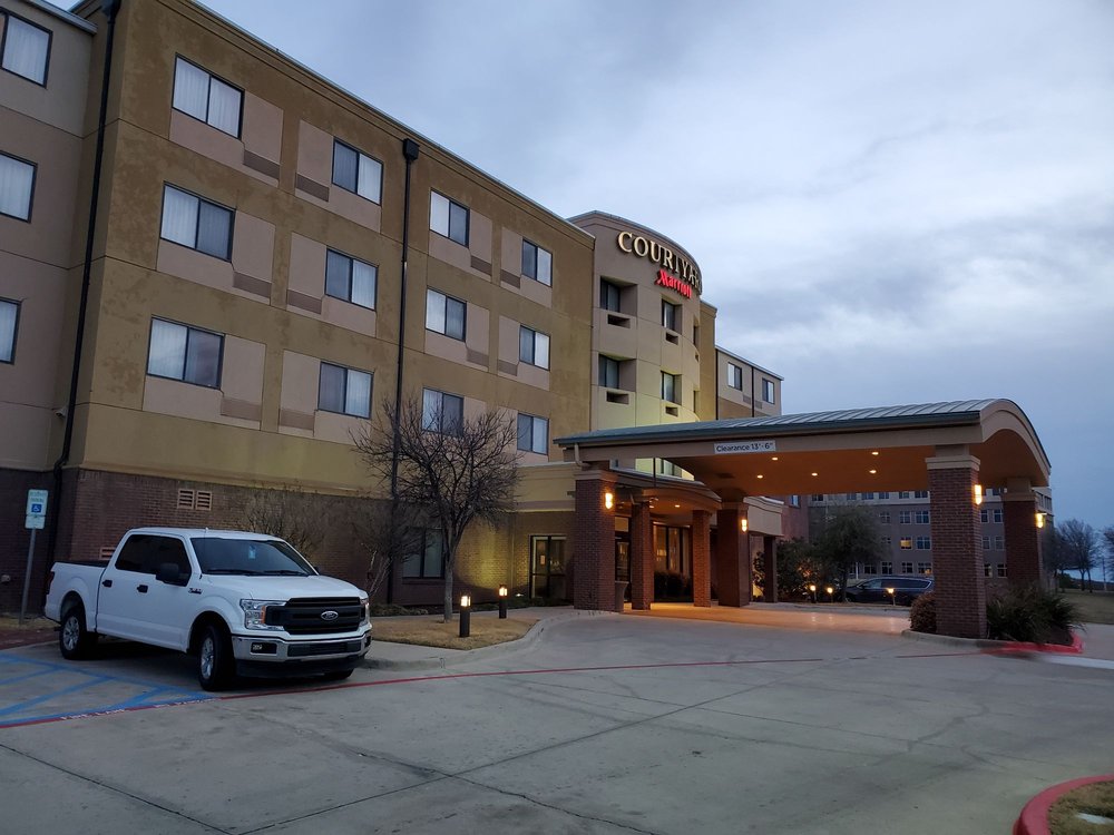 COURTYARD DENTON 40 Photos & 34 Reviews Hotels 2800 Colorado
