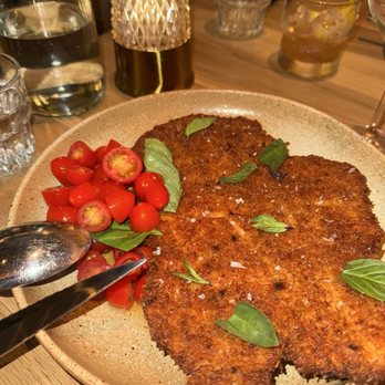 Cosetta - Chicken Milanese - Italian Near Me - Santa Monica, California