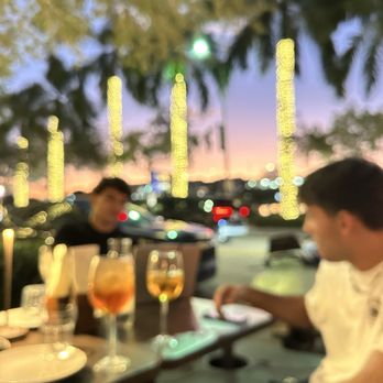 CRAFT Midtown - Nice sunsets - Pizza Near Me - Miami, Florida