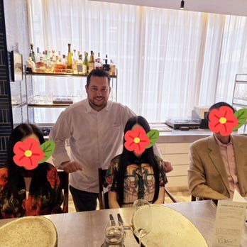 Mono - Chef/Owner Ricardo Chaneton is so friendly and kind! - French Near Me - Hong Kong, HK