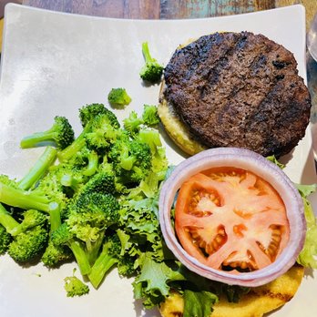 Foxfire at Alpine - Hamburger with broccoli - New American Near Me - Alpine, Arizona Foxfire at Alpine - Hamburger with broccoli - New American Near Me - Alpine, Arizona
