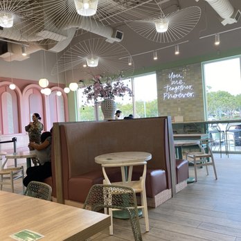 Nine Five Pho - Modern decor - Vietnamese Near Me - Pembroke Pines, Florida