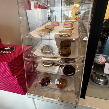 Smallcakes Foley - Cookies - Bakeries Near Me - Foley, Alabama Smallcakes Foley - Cookies - Bakeries Near Me - Foley, Alabama