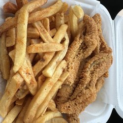 Manhattan Fish & Chicken - Perch three-piece fish meal