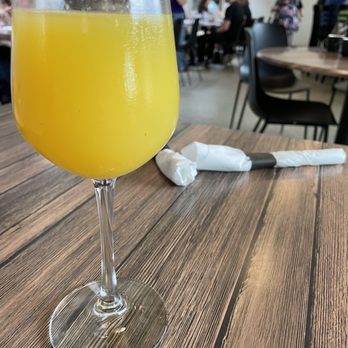 Bramble Breakfast and Bar - Mimosa - Dive Bars Near Me - Broken Arrow, Oklahoma