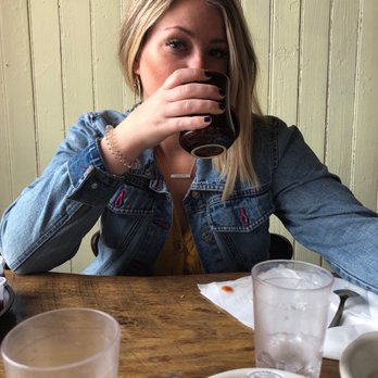 Two Cracked Eggs Cafe - Breakfast & Brunch Near Me - Savannah, Georgia