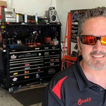 Full Throttle Automotive - With over 20 years of experience, our certified mechanics are ready to help keep you on the road - Auto Repair Near Me - Temecula, California