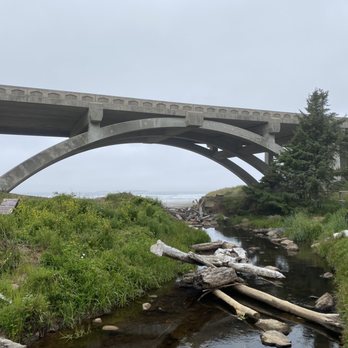 Beverly Beach State Park - Highway 101 passes over the trial to the beach, so you can cross from the campground safely. - Parks Near Me - Newport, Oregon