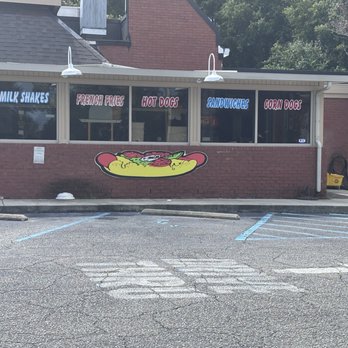 Skoogies - Outside - Hot Dogs Near Me - Mount Pleasant, South Carolina Skoogies - Outside - Hot Dogs Near Me - Mount Pleasant, South Carolina