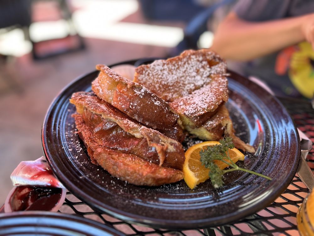 Los Gatos Cafe