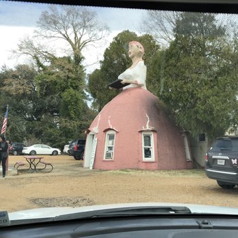 Mammy's Cupboard - Love this funky spot! - American Near Me - Natchez, Mississippi
