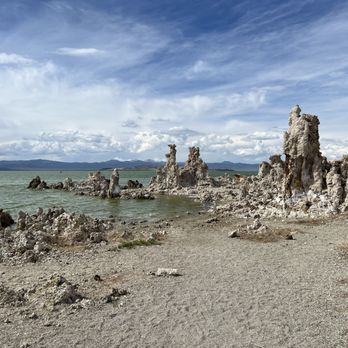 Mono Lake South Tufa Area - Hiking Near Me - Lee Vining, California Mono Lake South Tufa Area - Hiking Near Me - Lee Vining, California