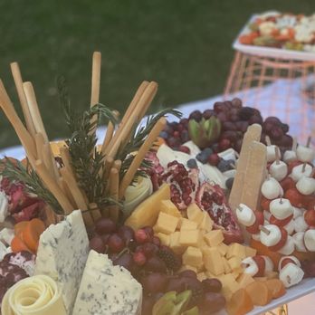 Mona Lisa Catering - Caterers Near Me - Northridge, California