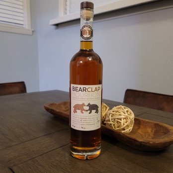 Hot Springs Distilling - Bear Clap Bourbon - Distilleries Near Me - Hot Springs, Arkansas