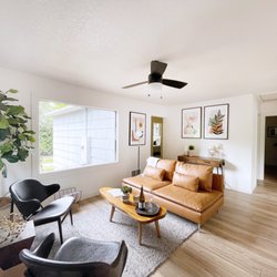 Studio Define - We thought this was a very creative layout for our small living room space.