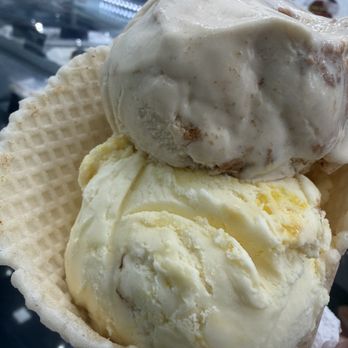 Dumont Creamery & Cafe - Biscoff and another flavor - Ice Cream & Frozen Yogurt Near Me - Columbus, Ohio