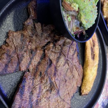 El Encebollado De Rossy - Steak was solid - Latin American Near Me - Brooklyn, New York El Encebollado De Rossy - Steak was solid - Latin American Near Me - Brooklyn, New York