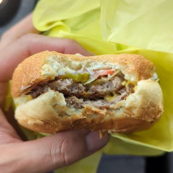 Bill's Hamburgers - Burgers Near Me - Van Nuys, California Bill's Hamburgers - Burgers Near Me - Van Nuys, California