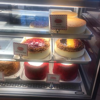 Junior's Restaurant - Strawberry Cheesecake - Bakeries Near Me - Brooklyn, New York