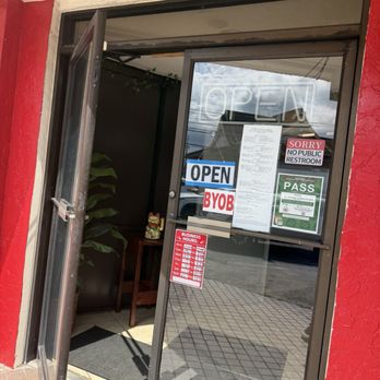 Chopstix - Cantonese Near Me - Honolulu, Hawaii