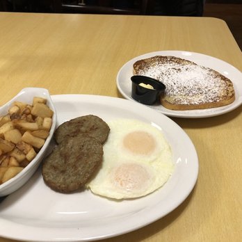 Le Peep Cafe - 18-Eighteen Wheeler - Breakfast & Brunch Near Me - San Antonio, Texas Le Peep Cafe - 18-Eighteen Wheeler - Breakfast & Brunch Near Me - San Antonio, Texas