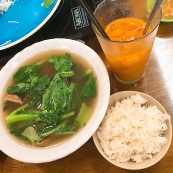 Hot Pot Heaven Pearl Kai - Oxtail soup w/ rice and thai tea - Hot Pot Near Me - Aiea, Hawaii Hot Pot Heaven Pearl Kai - Oxtail soup w/ rice and thai tea - Hot Pot Near Me - Aiea, Hawaii