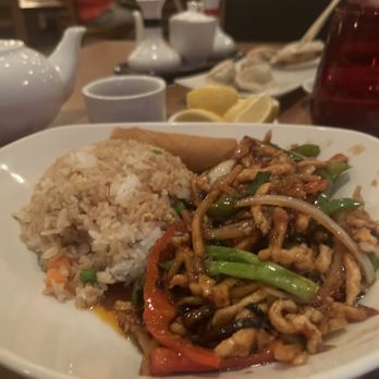 JOY Asian Cuisine - It's on the menu as pork Szechuan but got chicken instead - Asian Fusion Near Me - Indio, California JOY Asian Cuisine - It's on the menu as pork Szechuan but got chicken instead - Asian Fusion Near Me - Indio, California