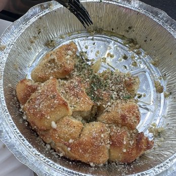 Scooters Pizza Kitchen - Garlic knots - Pizza Near Me - Sanibel, Florida Scooters Pizza Kitchen - Garlic knots - Pizza Near Me - Sanibel, Florida
