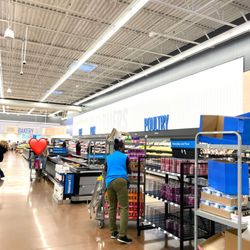 Walmart Supercenter - Nobody waiting in checkout