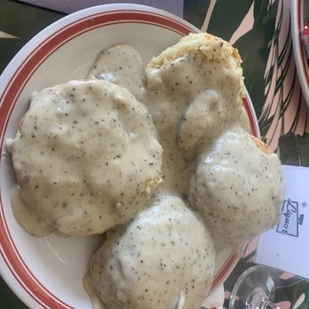 The Liquor Store - Fresh batch of biscuits and gravy - Breakfast & Brunch Near Me - Memphis, Tennessee