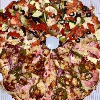 Toppers Pizza Place - Large 1/2 Veggie 1/2 Hawaiian Heat - Pizza Near Me - Simi Valley, California Toppers Pizza Place - Large 1/2 Veggie 1/2 Hawaiian Heat - Pizza Near Me - Simi Valley, California