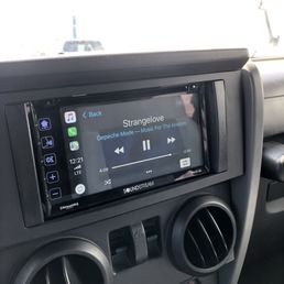 Stereo installed and looks awesome!