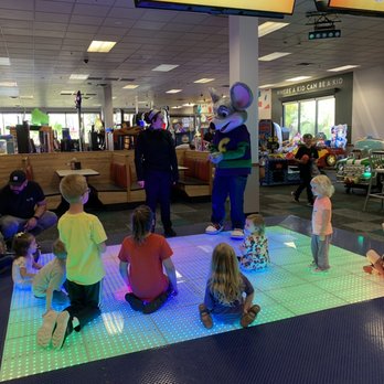 Chuck E. Cheese - Chuck E. Cheese LIVE!! - Pizza Near Me - Foothill Ranch, California