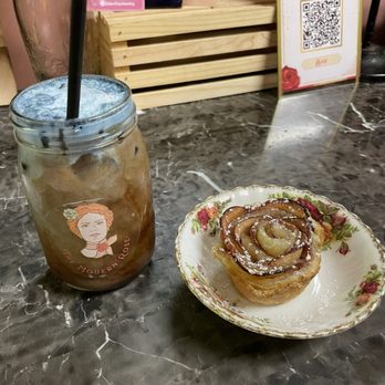 The Modern Rose - Blue Eyes with an Apple Pie Rose - Coffee & Tea Near Me - Deerfield Beach, Florida The Modern Rose - Blue Eyes with an Apple Pie Rose - Coffee & Tea Near Me - Deerfield Beach, Florida