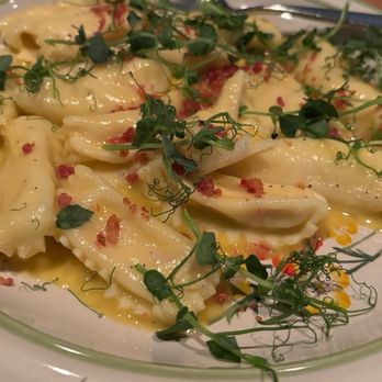 Gabbiano's - Italian Near Me - Portland, Oregon