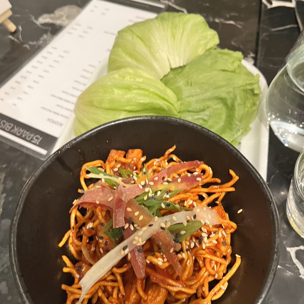 15 Park Bistro - Spicy chicken lettuce wraps - Breakfast & Brunch Near Me - Osoyoos, British Columbia