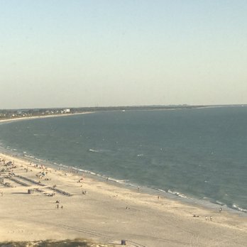 Spinners Rooftop Grille - Lounges Near Me - St. Pete Beach, Florida