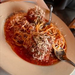 Italia - Spaghetti with meatballs