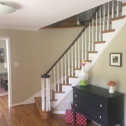 Mike Jasinski Painting - Foyer in Berwyn
