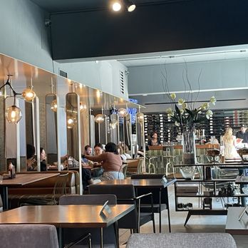 Hash - Sitting area - Breakfast & Brunch Near Me - Los Angeles, California