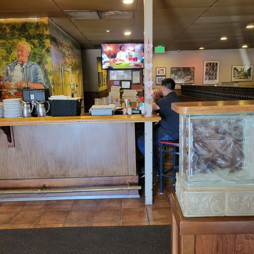 Roma II Pizzeria - Indoor Counter Seating - Pizza Near Me - Sacramento, California Roma II Pizzeria - Indoor Counter Seating - Pizza Near Me - Sacramento, California