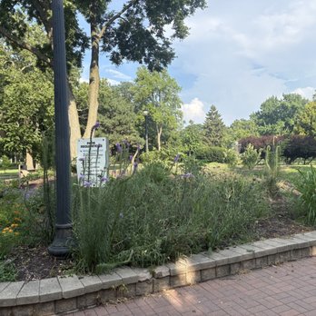 Proksa Park - Garden - Parks Near Me - Berwyn, Illinois Proksa Park - Garden - Parks Near Me - Berwyn, Illinois