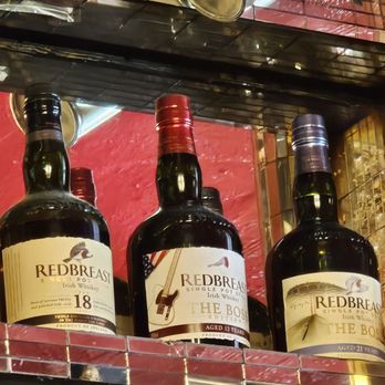 The Long Hall - The Boss' private whiskeys - Pubs Near Me - Dublin, D