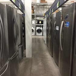 Lowe's Home Improvement - So many fridges