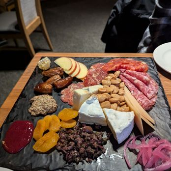Willamette Valley Vineyards - Charcuterie board - Wineries Near Me - Turner, Oregon Willamette Valley Vineyards - Charcuterie board - Wineries Near Me - Turner, Oregon